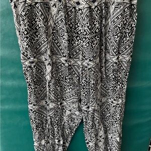 Kavu Black and White Patterned Pants